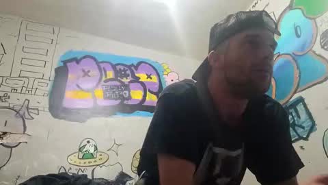 Snapshot of gothboityplz chatting on 09.10.25 gothboityplz online show from 09.10.25
