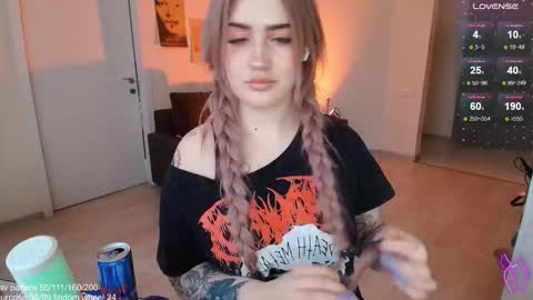 Snapshot of gothkittys chatting on 02.05.26 traumfrau Kira angel face devil eyes I SELL A LOT VIDEO IN GALLERY online show from 02.05.26