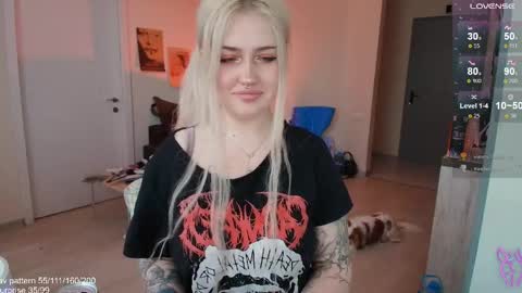 traumfrau Kira angel face devil eyes I SELL A LOT VIDEO IN GALLERY online show from 04.11.26