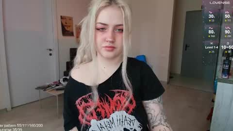 traumfrau Kira angel face devil eyes I SELL A LOT VIDEO IN GALLERY online show from 04.13.26