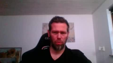 Snapshot of gottalop chatting on 03.18.26 gottalop online show from 03.18.26