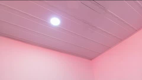 Snapshot of grace_03 chatting on 12.04.24 grace online show from 12.04.24