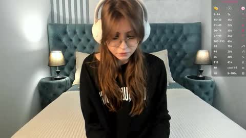 Snapshot of grace_blush chatting on 11.29.25 Grace online show from 11.29.25