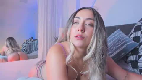 Snapshot of grace_duppon chatting on 02.28.25 Grace online show from 02.28.25