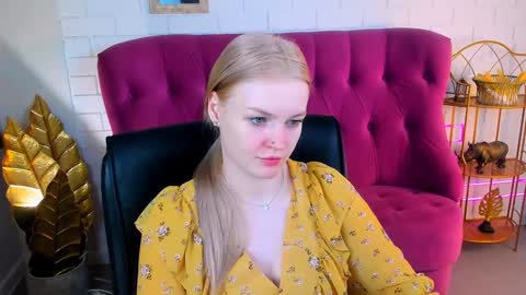 Grace Glamour online show from 01.13.25