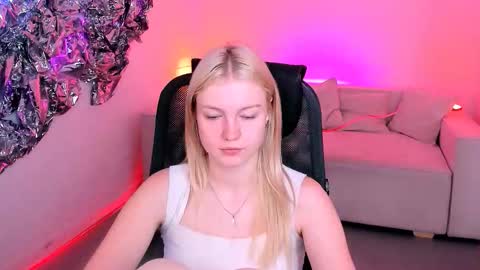 Grace Glamour online show from 09.13.25