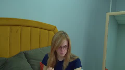 Snapshot of gracehudsons chatting on 05.27.26 Grace online show from 05.27.26
