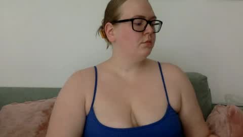 Snapshot of graceloves69 chatting on 07.18.26 Grace Loves online show from 07.18.26