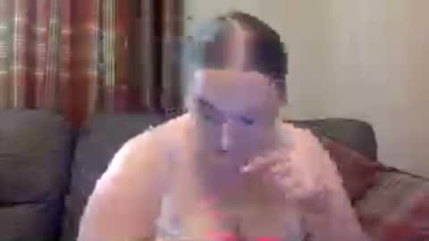 Snapshot of graceloves69 chatting on 07.28.26 Grace Loves online show from 07.28.26