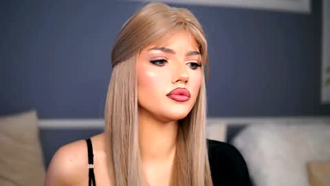 Snapshot of gracianelee chatting on 01.15.25 Grace online show from 01.15.25