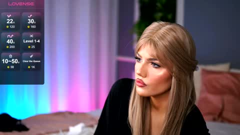 Snapshot of gracianelee chatting on 01.15.25 Grace online show from 01.15.25