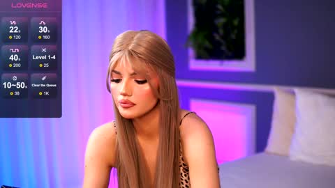 Snapshot of gracianelee chatting on 01.17.25 Grace online show from 01.17.25