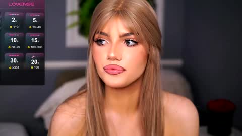 Snapshot of gracianelee chatting on 01.20.25 Grace online show from 01.20.25