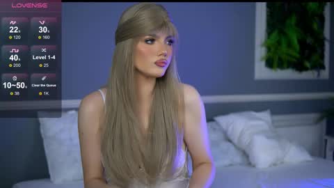 Snapshot of gracianelee chatting on 02.26.25 Grace online show from 02.26.25