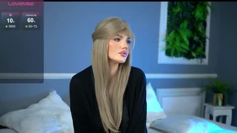 Snapshot of gracianelee chatting on 02.28.25 Grace online show from 02.28.25