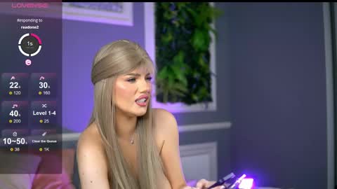 Snapshot of gracianelee chatting on 03.11.25 Grace online show from 03.11.25