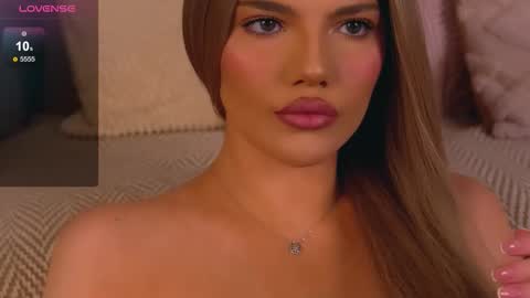 Snapshot of gracianelee chatting on 03.16.26 Grace online show from 03.16.26