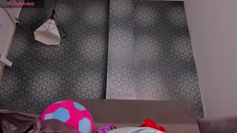 Mi Name is violeta  online show from 03.12.26