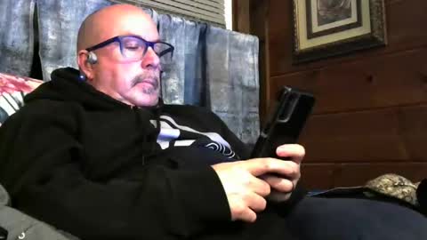 Snapshot of granitebuckeye1969 chatting on 11.06.25 granitebuckeye1969 online show from 11.06.25