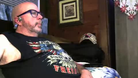 Snapshot of granitebuckeye1969 chatting on 12.15.25 granitebuckeye1969 online show from 12.15.25