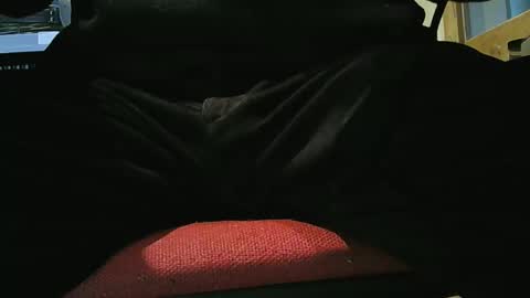 Snapshot of grapefruit chatting on 12.13.24 grapefruit online show from 12.13.24