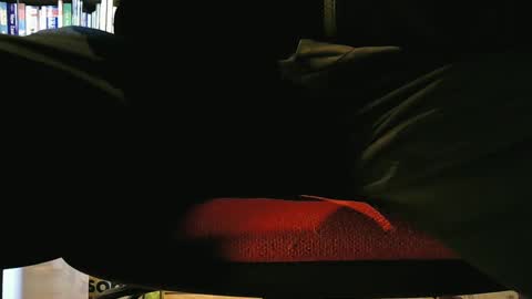 Snapshot of grapefruit chatting on 02.26.25 grapefruit online show from 02.26.25