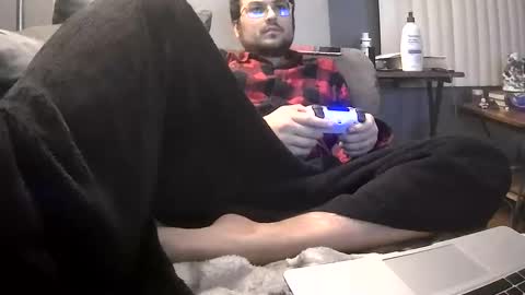 Snapshot of gratiotony chatting on 12.28.24 Get US to 1000 you wont be disapointed online show from 12.28.24