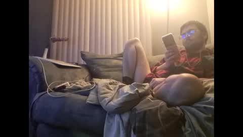 Snapshot of gratiotony chatting on 01.01.25 Get US to 1000 you wont be disapointed online show from 01.01.25