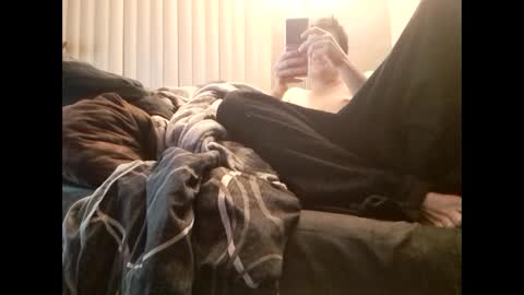 Snapshot of gratiotony chatting on 01.10.25 Get US to 1000 you wont be disapointed online show from 01.10.25