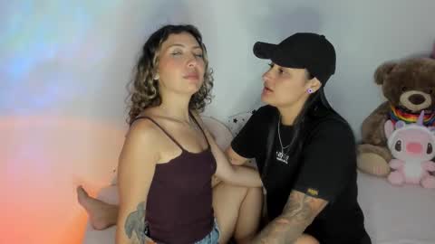 Snapshot of grave_duo chatting on 03.10.26 GRAVE DUO online show from 03.10.26