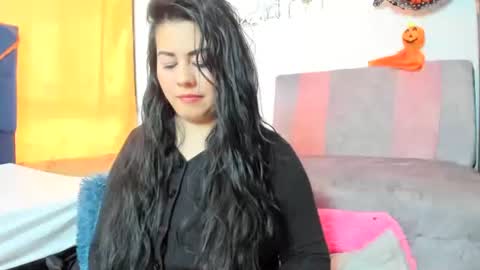 Snapshot of greacexxx chatting on 10.29.25 Greace online show from 10.29.25