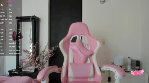 Greeicy online show from 01.15.25