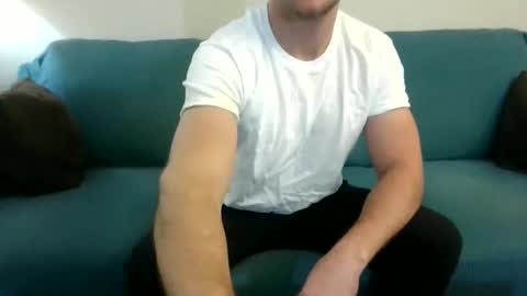 Snapshot of green821821 chatting on 10.26.25 green821821 online show from 10.26.25