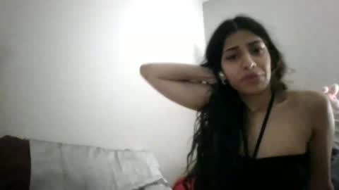 greencheek0 online show from 11.30.25