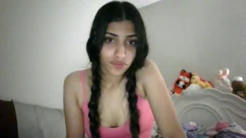 greencheek0 online show from 12.03.25