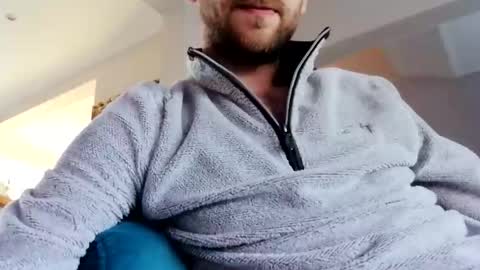 Snapshot of greendiamon chatting on 01.10.25 greendiamon online show from 01.10.25