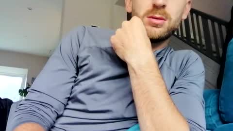 Snapshot of greendiamon chatting on 10.10.25 greendiamon online show from 10.10.25