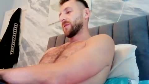 Snapshot of greendiamon chatting on 10.16.25 greendiamon online show from 10.16.25