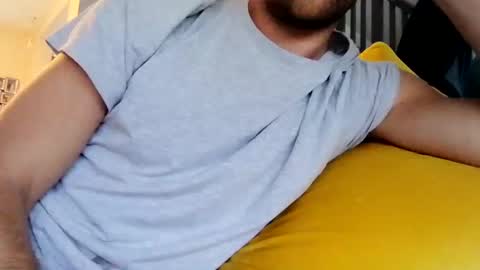 Snapshot of greendiamon chatting on 10.28.25 greendiamon online show from 10.28.25