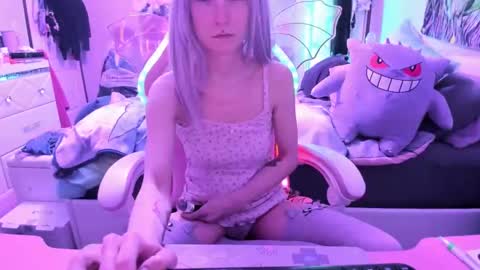 Snapshot of greeneyedlovexo chatting on 02.15.25 GreenEyedLovexo online show from 02.15.25