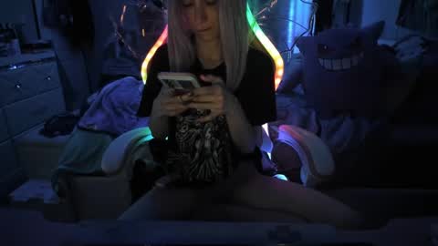 Snapshot of greeneyedlovexo chatting on 02.21.25 GreenEyedLovexo online show from 02.21.25