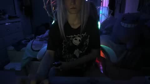 Snapshot of greeneyedlovexo chatting on 03.08.25 GreenEyedLovexo online show from 03.08.25