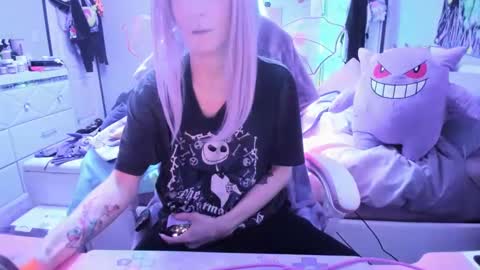 Snapshot of greeneyedlovexo chatting on 03.09.25 GreenEyedLovexo online show from 03.09.25