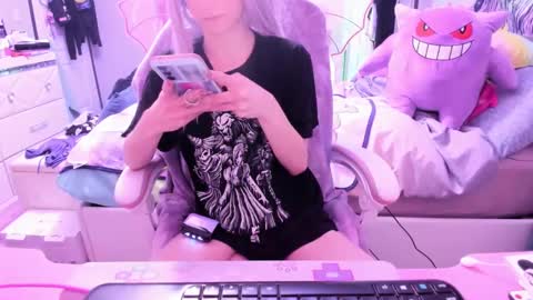 Snapshot of greeneyedlovexo chatting on 03.12.25 GreenEyedLovexo online show from 03.12.25