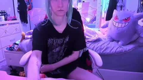 Snapshot of greeneyedlovexo chatting on 10.06.25 GreenEyedLovexo online show from 10.06.25