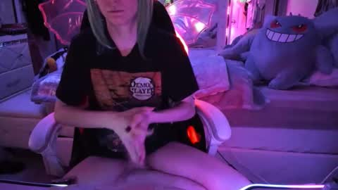 Snapshot of greeneyedlovexo chatting on 11.27.25 GreenEyedLovexo online show from 11.27.25