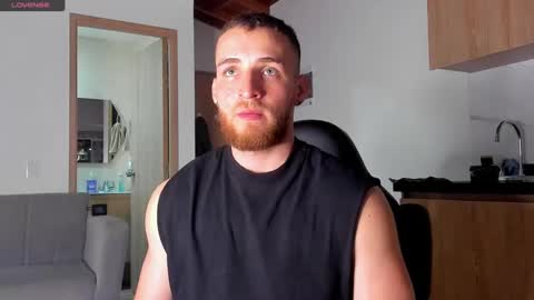 Snapshot of greeneyes_col chatting on 02.04.25 Juan online show from 02.04.25