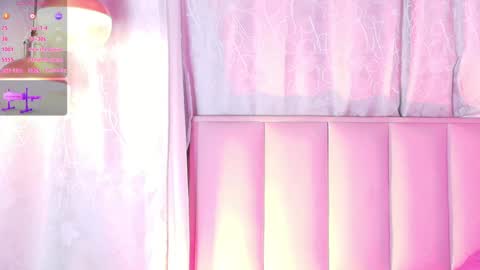 Snapshot of greennbella chatting on 02.01.25 online show from 02.01.25