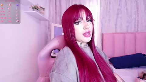 Snapshot of greennbella chatting on 02.20.25 online show from 02.20.25