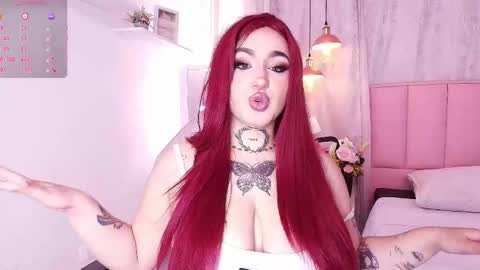 Snapshot of greennbella chatting on 03.12.25 online show from 03.12.25